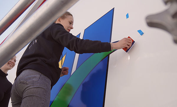 Mainosteippaus Autoteippaus Ikkunateippaus Logoteippaus Hinta 